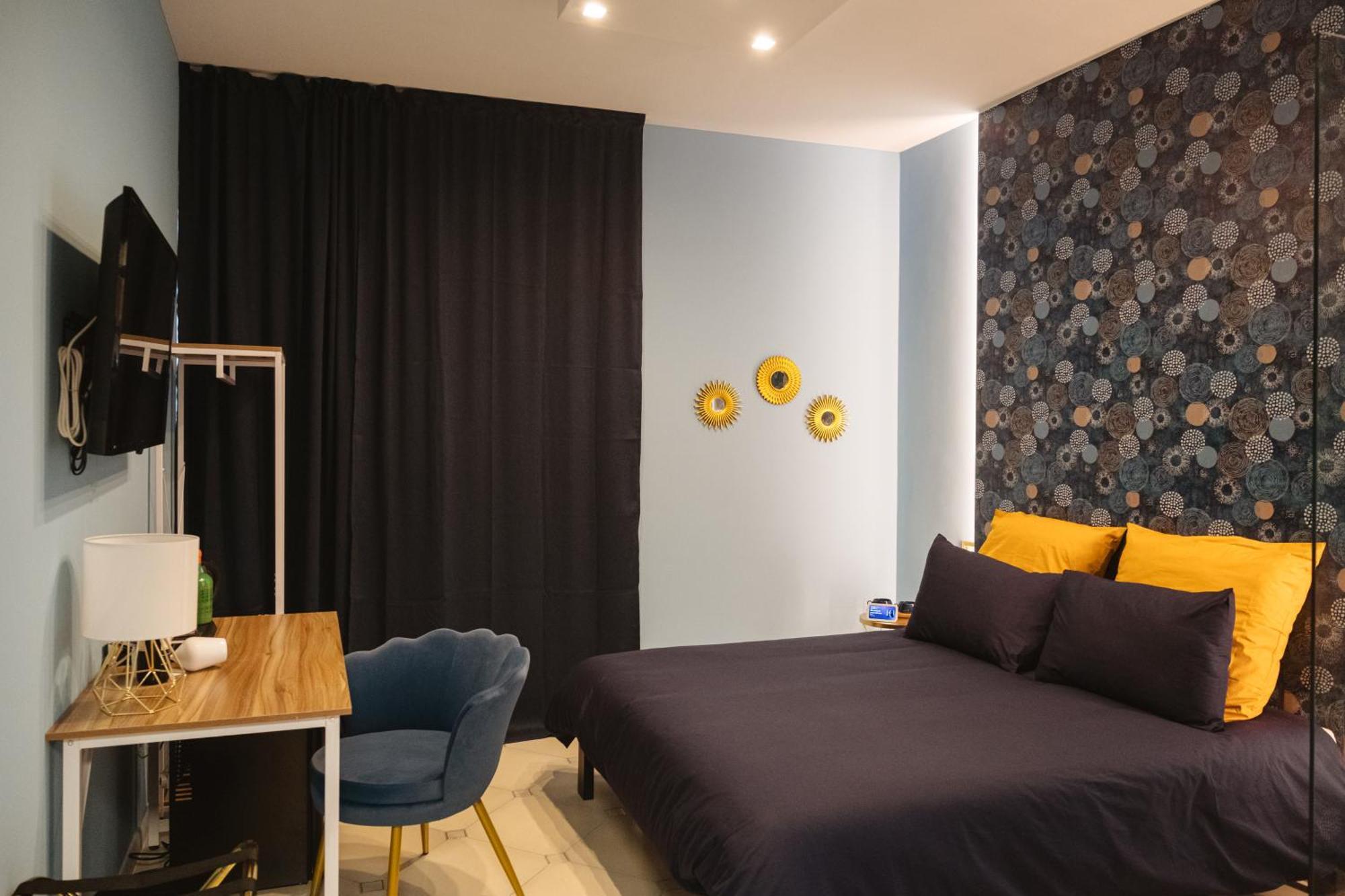 Albergo Diffuso Dimora Rossi Charme B&B Turi Exterior foto